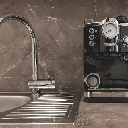 아파트 In The Heart Of Magic *